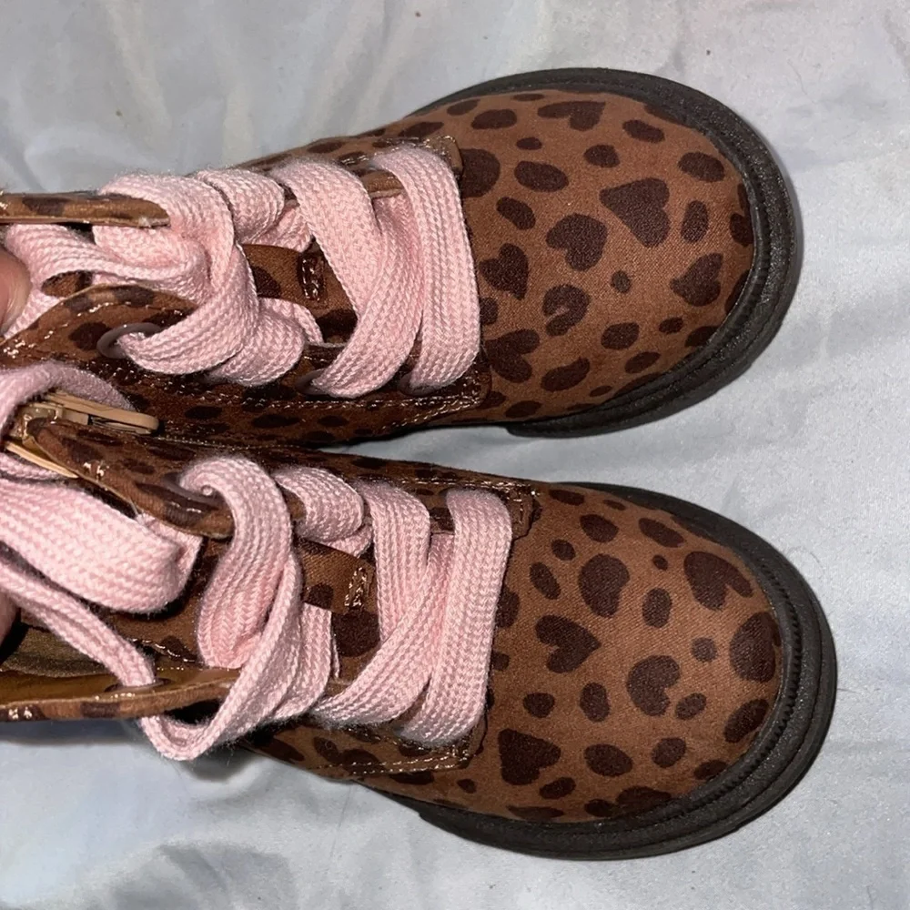 Cat & Jack Animal Print Non Marking Lace Up Boots size 5